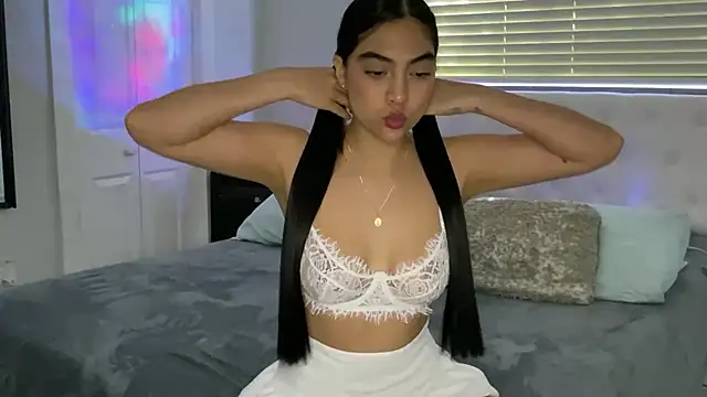 Snapshot of _HANNA_BARKER chatting on October 31, 4:08 pm HANNA BARKER online show from October 31, 4:08 pm