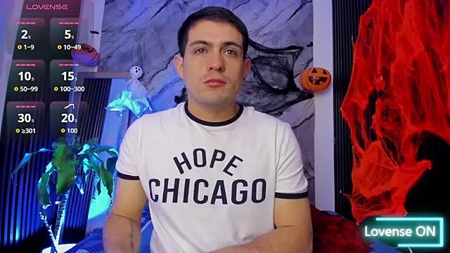 Snapshot of William_Steel_ chatting on October 9, 12:03 pm William Steel online show from October 9, 12:03 pm
