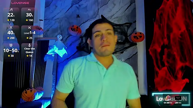 Snapshot of William_Steel_ chatting on October 10, 11:53 am William Steel online show from October 10, 11:53 am