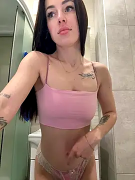 Snapshot of SakuraSara chatting on December 17, 4:07 am SakuraSara online show from December 17, 4:07 am