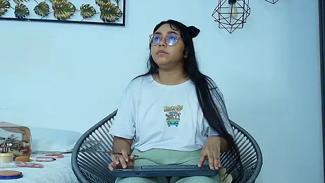 shanon marel online show from November 10, 12:15 pm