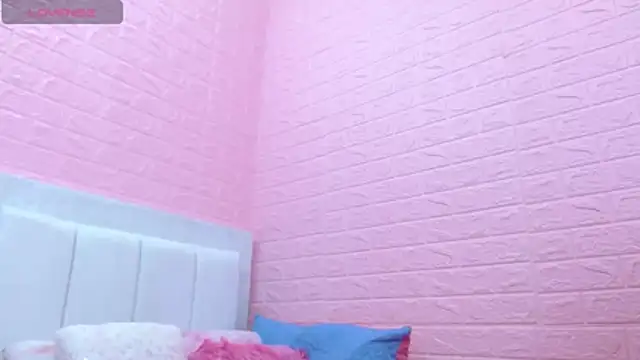 suzanhot 30 online show from April 9, 8:58 pm