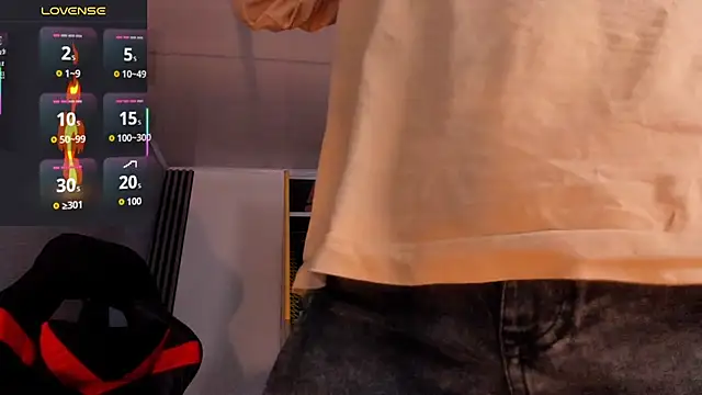 Bastian MCcormick online show from October 14, 1:01 pm