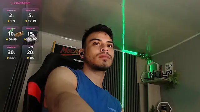 Bastian MCcormick online show from December 5, 11:52 am