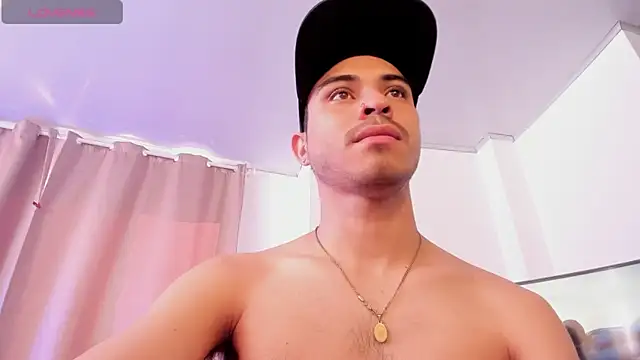 Bastian MCcormick online show from March 20, 1:27 pm