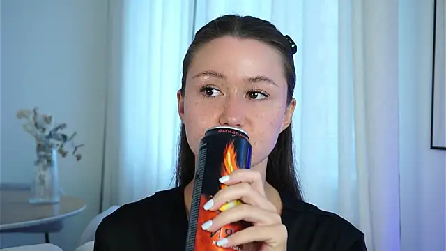vvillywonka online show from June 2, 1:51 am