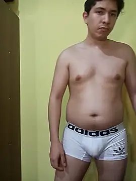 Snapshot of AngelRevery chatting on October 22, 10:42 pm AngelRevery online show from October 22, 10:42 pm