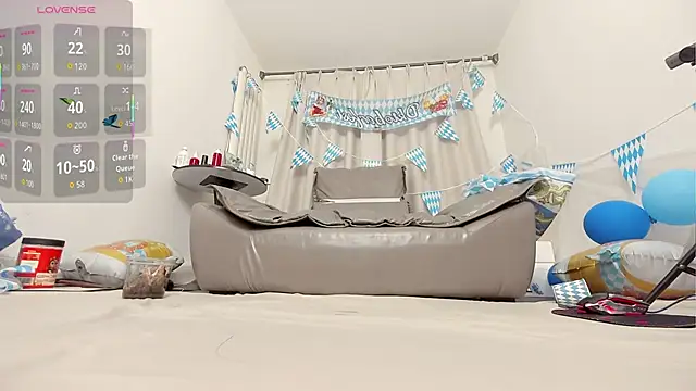 fox-yiyi online show from September 22, 8:05 am