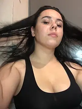 Snapshot of CutieMarine chatting on November 23, 10:42 pm CutieMarine online show from November 23, 10:42 pm