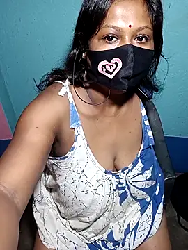 Snapshot of Hotty-rosni chatting on October 30, 1:18 am Hotty-rosni online show from October 30, 1:18 am