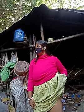 Snapshot of Hotty-rosni chatting on November 25, 1:16 am Hotty-rosni online show from November 25, 1:16 am