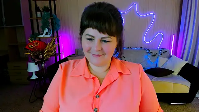 CrystaalStaar online show from September 15, 7:14 pm