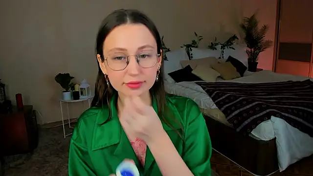 YourLovellyStory online show from January 19, 4:22 pm