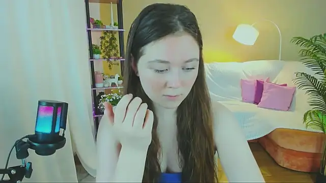 AlluringLookk online show from September 24, 12:08 pm