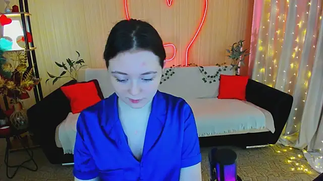 AlluringLookk online show from April 20, 5:48 pm