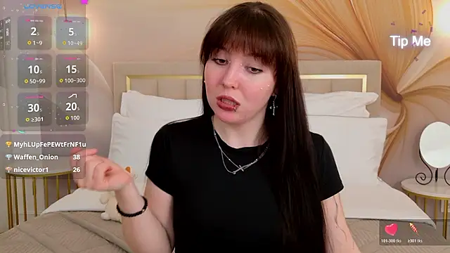 VanessaFields online show from January 31, 7:45 pm