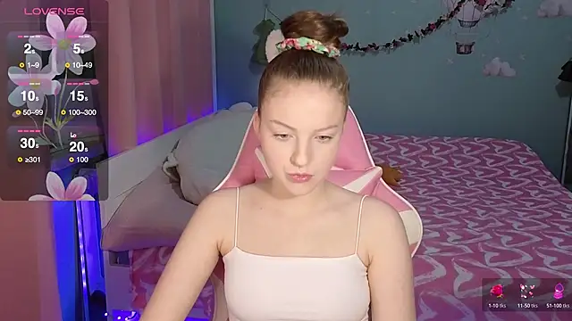 Snapshot of stefaniyaaa chatting on October 11, 6:28 pm stefaniyaaa online show from October 11, 6:28 pm