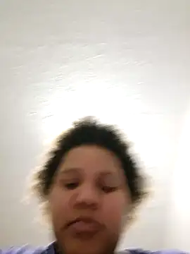 chocolate bella online show from October 10, 1:15 am