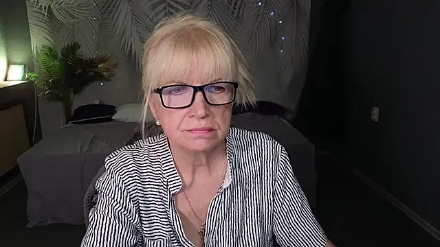 Sabina Ros online show from November 3, 7:20 am