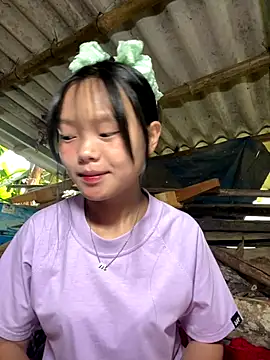 Snapshot of AdamLazis chatting on October 21, 12:44 am AdamLazis online show from October 21, 12:44 am