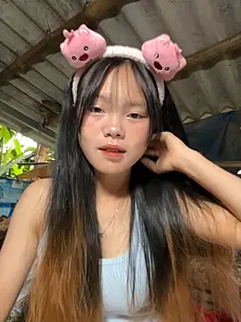 Snapshot of AdamLazis chatting on October 22, 12:55 am AdamLazis online show from October 22, 12:55 am