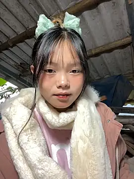 Snapshot of AdamLazis chatting on November 13, 12:42 am AdamLazis online show from November 13, 12:42 am