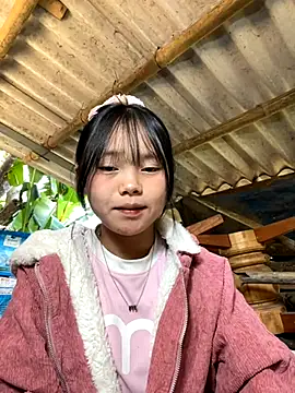 Snapshot of AdamLazis chatting on November 25, 6:24 am AdamLazis online show from November 25, 6:24 am