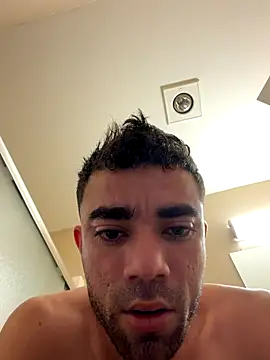 Snapshot of kelvin971011 chatting on November 8, 1:55 pm kelvin971011 online show from November 8, 1:55 pm