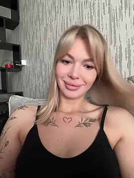 Snapshot of miss_veroNika chatting on September 22, 3:30 am miss veroNika online show from September 22, 3:30 am