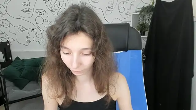 Snapshot of EmmanuellBrown chatting on September 17, 10:06 am EmmanuellBrown online show from September 17, 10:06 am