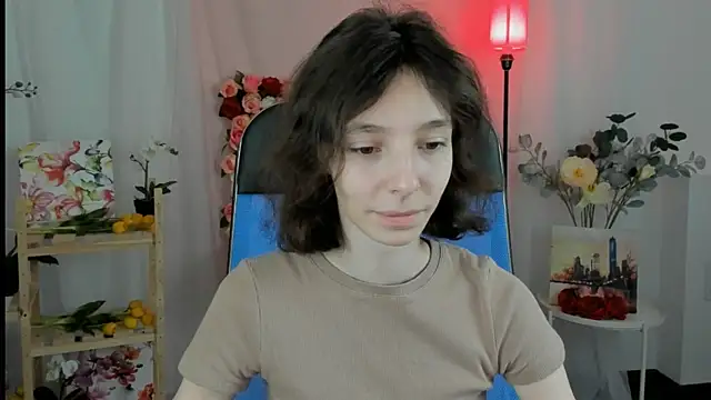 Snapshot of EmmanuellBrown chatting on November 26, 10:05 am EmmanuellBrown online show from November 26, 10:05 am