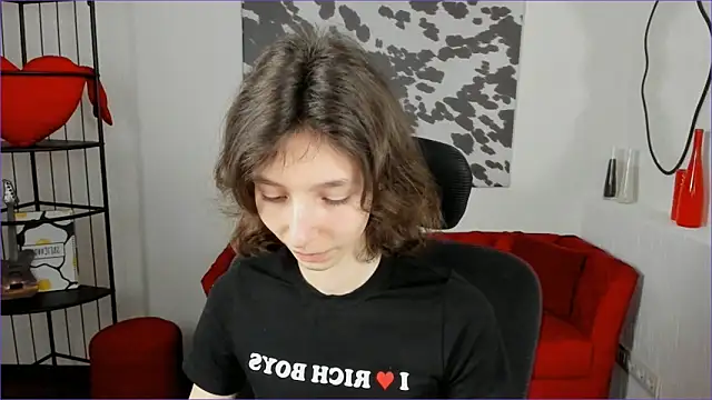 Snapshot of EmmanuellBrown chatting on November 28, 12:30 pm EmmanuellBrown online show from November 28, 12:30 pm