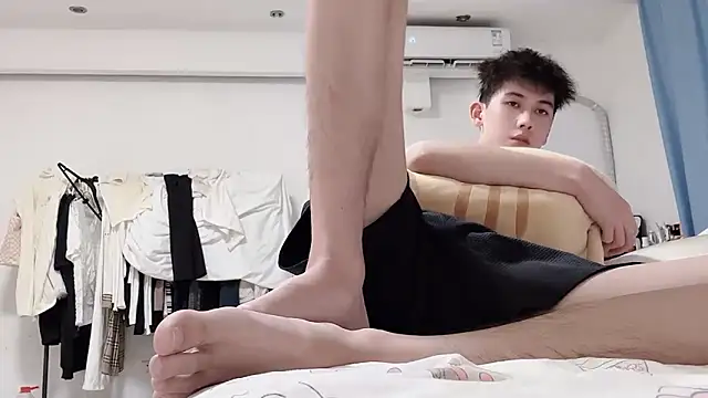 Snapshot of xiaojie2563 chatting on November 4, 9:41 am xiaojie2563 online show from November 4, 9:41 am