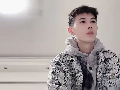 Snapshot of xiaojie2563 chatting on November 28, 11:35 am xiaojie2563 online show from November 28, 11:35 am