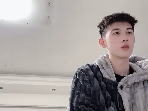 Snapshot of xiaojie2563 chatting on November 29, 11:02 am xiaojie2563 online show from November 29, 11:02 am