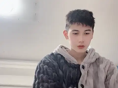 Snapshot of xiaojie2563 chatting on December 3, 10:24 am xiaojie2563 online show from December 3, 10:24 am