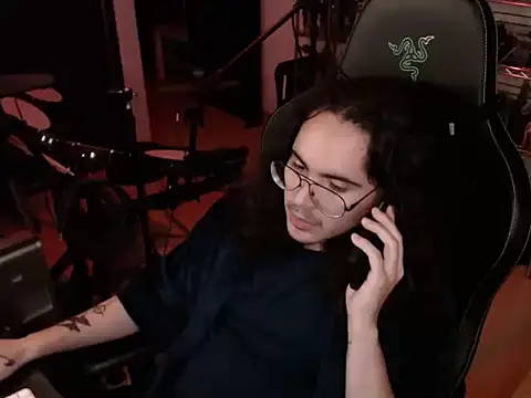 Snapshot of dorrey21 chatting on November 6, 3:51 am dorrey21 online show from November 6, 3:51 am