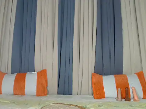 Jadehotcum online show from November 17, 1:17 pm