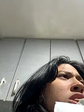 lynn9000 online show from October 4, 6:55 am