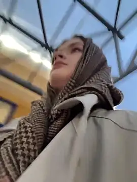 Snapshot of KittyQueeny chatting on November 3, 2:07 pm KittyQueeny online show from November 3, 2:07 pm