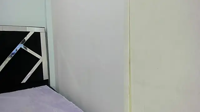 Snapshot of iisabella_noa chatting on October 3, 1:08 pm iisabella noa online show from October 3, 1:08 pm