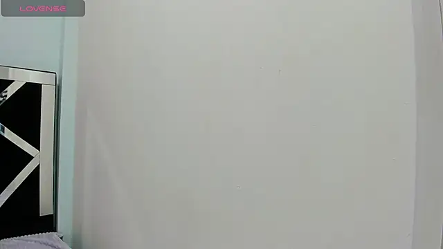 Snapshot of iisabella_noa chatting on October 9, 1:09 pm iisabella noa online show from October 9, 1:09 pm