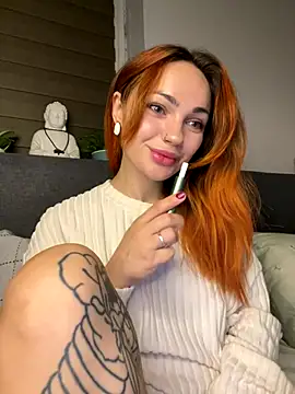 SaraLow online show from October 10, 1:15 am