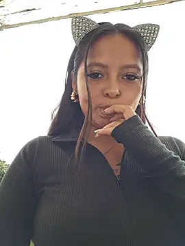 Snapshot of LunaHot_777 chatting on November 13, 6:18 pm LunaHot 777 online show from November 13, 6:18 pm