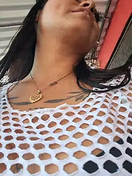 Snapshot of LunaHot_777 chatting on November 20, 6:18 pm LunaHot 777 online show from November 20, 6:18 pm