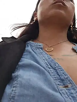 Snapshot of LunaHot_777 chatting on November 25, 8:09 pm LunaHot 777 online show from November 25, 8:09 pm