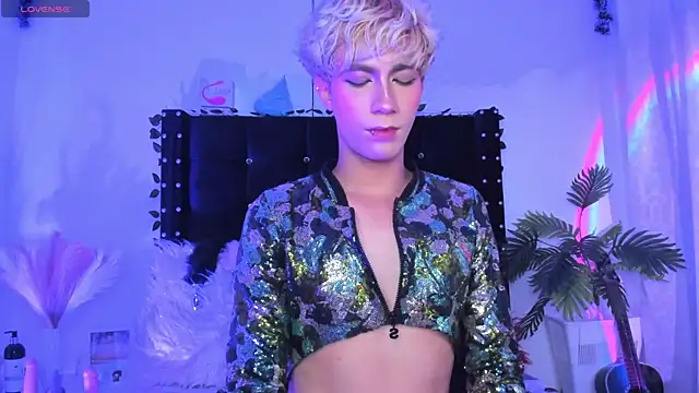 Cooperrosscute233 online show from December 5, 12:52 am