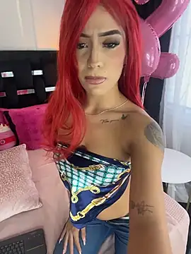 Snapshot of MystiqueXXX chatting on November 8, 1:11 pm MystiqueXXX online show from November 8, 1:11 pm