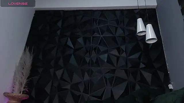 helenasaenz online show from November 5, 12:27 pm