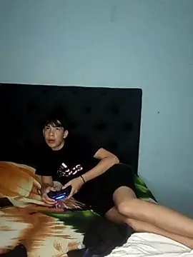 Snapshot of CUB4N1TX_xx chatting on September 16, 1:50 am CUB4N1TX xx online show from September 16, 1:50 am